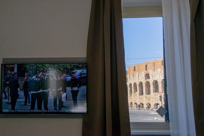 Ht N°9 Colosseo Rome Exterior photo